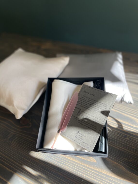 Šilkinis pagalvės užvalkalas “White pearl”