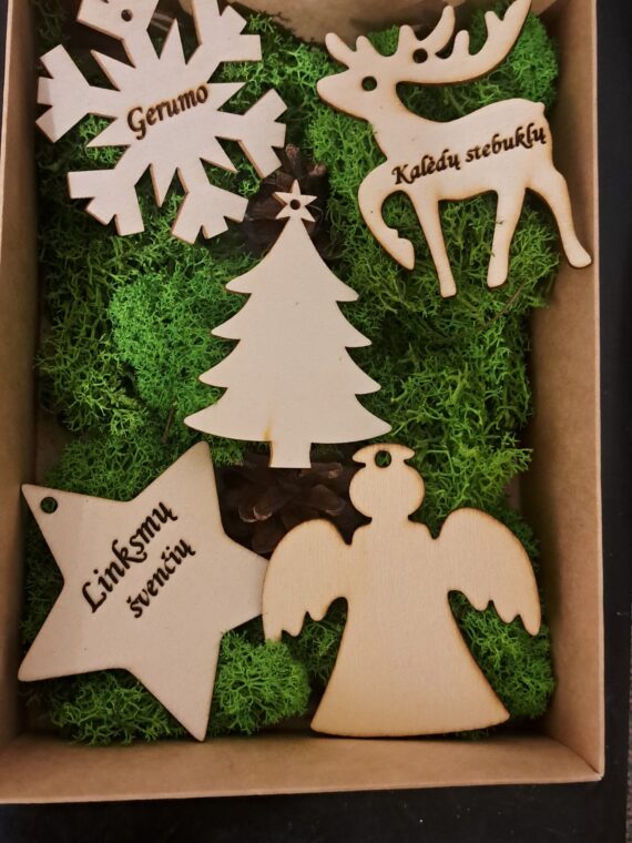 Graviruoti kalėdiniai žaisliukai (rinkinys)