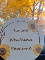 Medinė dekoracija "Laimė neateina savaime"